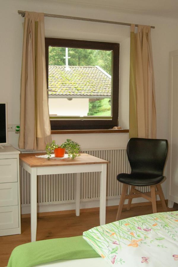 Das Kleine Paradies Apartment อุนเคน ภายนอก รูปภาพ